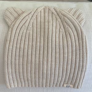 Gap kids knit cap.
